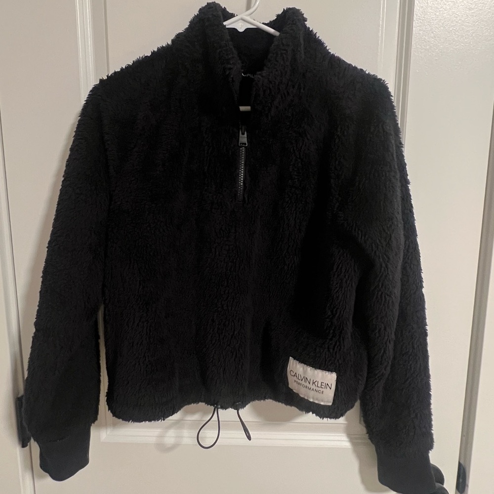 Calvin Klein Cropped Sweatshirt